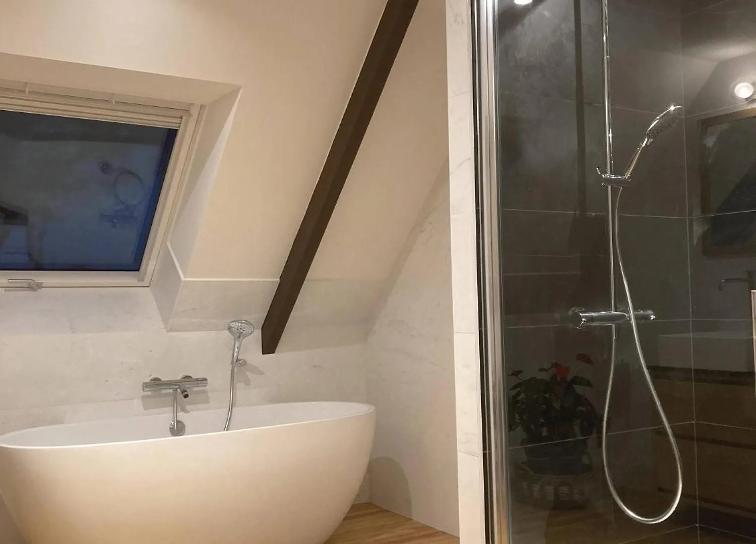 Kerveo Vue Sur Mer - Gite, Spa Et Sauna Plonévez-Porzay